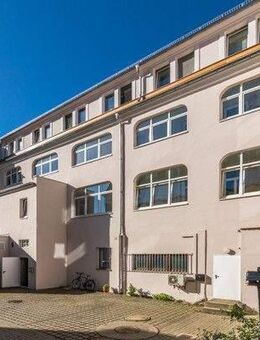 Sanierte 2-Raum-Altbau-Wohnung im Dachgeschoss! - Dresden