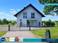 Gornhausen: Modernes EFH mit drei Garagen und großzügigem Grundstück in Ortsrandlage! - Gornhausen