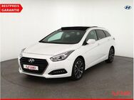 Hyundai i40 cw 1.7 CRDi Panorama Kamera Sitzheizung Navi - Sandersdorf Brehna