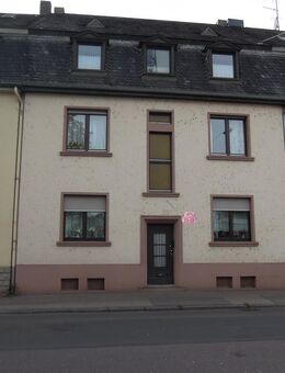 Trier - Nord, Ausbaufähiges Mehrfamilienhaus mit 3 Wohneinheiten und großem Gartengrundstück zu verkaufen ! - Trier
