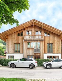 Nachhaltig. Modern. Altersgerecht. Der See zum Greifen nahe. - Schliersee