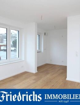 Stilvolle 3-Zimmer-Neubau-Wohnung im EG mit Terrasse in zentraler Lage von Varel nahe Dangast - Varel