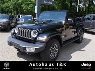 Jeep Wrangler, Unlimited MY24 Sahara Hardtop, Jahr 2022 - Hamburg