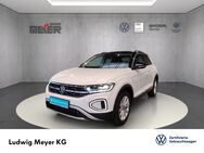 VW T-Roc, 1.5 TSI Style T-Roc Style, Jahr 2023 - Beckdorf