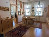 Top Lage in Coburg: 5,5-Zimmerwohnung mit Garage und viel Raum zum Leben - Coburg
