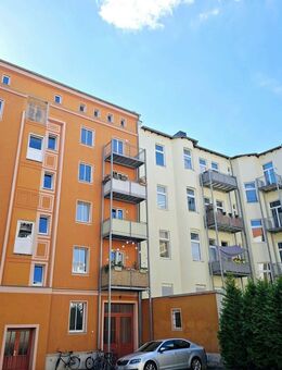 Frisch renovierte 3-Raum-Wohnung | moderne Einbauküche | mit Balkon | Stellplatz möglich - Magdeburg