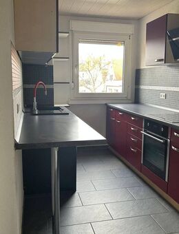 Charmante 3-Zimmer-Wohnung in Singen mit Garten! - Singen (Hohentwiel)