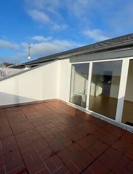 Renovierte Zweizimmerwohnung mit Dachterrasse - Bad Lippspringe