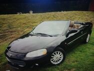 Youngtimer Daimlerchrysler USA Cabrio schwarz - Gladbeck