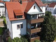 Dreifamilienhaus mit schönem Garten, Doppel- und Einzelgarage sowie Stellplatz - Esslingen (Neckar)
