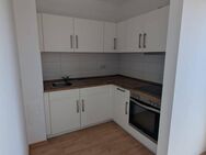 ERSTBEZUG nach Sanierung !!! Provisionsfreie Appartementwohnung mit Einbauküche und Terrasse zu vermieten !!! - Colditz