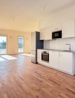 Große Dachgeschosswohnung nah Schloß Charlottenburg - 3 Zimmer am Mierendorffplatz - Berlin