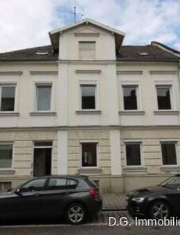 Renovierungsbedürftiges MFH mit 3 Wohnungen! - Neuburg (Donau)