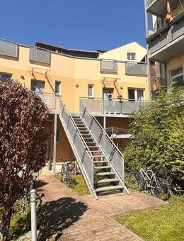 Zentral gelegene 2-Zimmer Eigentumswohnung mit Terrasse - Erfurt