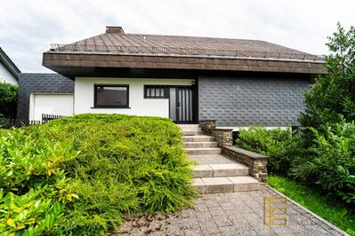 Geräumiges Einfamilienhaus mit Einliegerwohnung