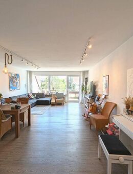 Lichtdurchflutete 3 Zimmer Oststadt-Wohnung im Dachgeschoss - Hildesheim