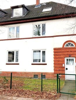 Entwicklungstraum: 9 Zimmer Haus, 170 m² Wohnen, 616 m² Grundstück, Hamburg Wandsbek/Tonndorf - Hamburg