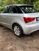 Audi A1 1.2 TFSI Top gepflegt. TÜV 02/27 ohne Mängel, silber, 109 Tsd KM. in 14089