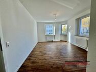 Erstbezug nach Umbau 3,5 Zimmer mit Altbaufeeling -Erdgeschoss- Singen-Stadtmitte - Singen (Hohentwiel)