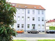 Gemütliche 3-Zimmer-Wohnung mit Einbauküche und Balkon - Dessau-Roßlau