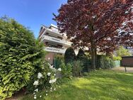 Stilvolle Maisonette-Wohnung mit Galerie und Balkon - Kaarst