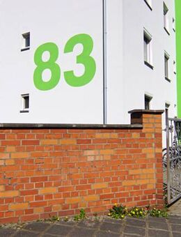 Nürnberg: Freie 3-Zi.Wohnung mit Balkon und Garage in S-Bahn, U-Bahn, Straßenbahn u. Innenstadt-Nähe - Nürnberg