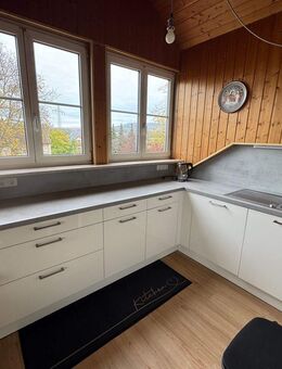 Dachgeschoss-Wohnung in Hirschaid mit Gartenanteil und Garagenstellplatz - Hirschaid