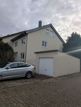 Doppelhaushälfte - umfassend renoviert - Provisionsfrei! - Gemmingen