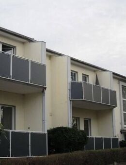 Bünde-Südlengern: großzügig geschnittene 3 Zimmerwohnung auf 2 Ebenen mit Balkon und Terrasse - Bünde