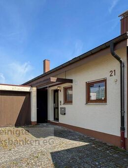 Zwei Wohneinheiten unter einem Dach - Doppelhaushälfte mit Potenzial in ruhiger Wohnlage - Altdorf (Landkreis Böblingen)