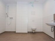 TOP-Sanierte 1-Raum-Wohnung mit Aufzug und bodentiefer Dusche! - Zwickau