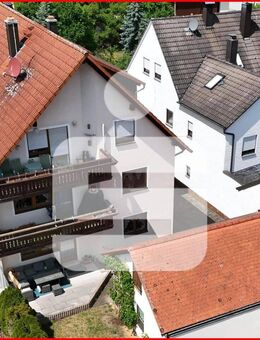 Mehrfamilienhaus mit 3 Wohneinheiten - Potential zur Wertsteigerung - Poxdorf (Bayern)