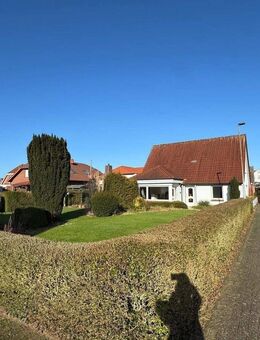 Verkauf: Wohnhaus mit 2 Wohneinheiten - 1 frei/ 1 vermietet - Wittmund