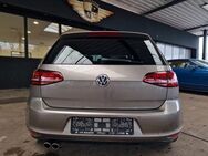 VW Golf VII Lim. Edition LEDER/DYN/Panorama/DAB/18" - Göttingen