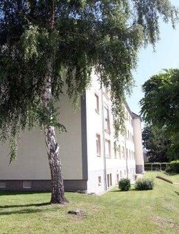 Großzügige 3-Raum-Wohnung in verkehrsgünstiger Lage - Zeitz