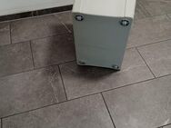 Kunststoff Stapel Boxen mit Räder e - Ahlen Zentrum