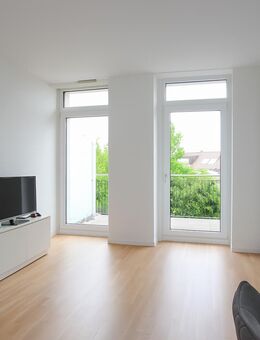 Teilmöbliertes Apartment in Bogenhausen - München