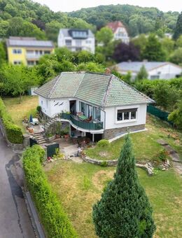 MANNELLA *Großzügige Unternehmervilla auf Traumgrundstück* - sanieren oder neu gestalten - Bad Honnef