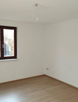 2-Raum Wohnung im Zentrum von Hartenstein! - Hartenstein (Sachsen)