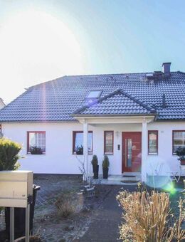 Preissenkung: Zwei Wohneinheiten oder großes Einfamilienhaus mit Garten in Dreschvitz - Dreschvitz