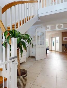 Exklusives Einfamilienhaus mit Stil und Technik auf ca.250m² Wohnfläche - Winsen (Aller)