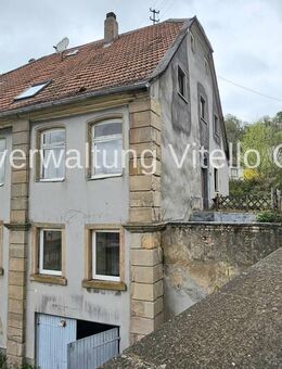 Großzügiges Zweifamilienhaus mit vielseitigen Nutzungsmöglichkeiten! - Grumbach