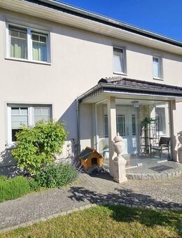 Dr. Lehner Immobilien NB - Exklusive Stadtvilla im Herzen der Residenzstadt Neustrelitz - Neustrelitz