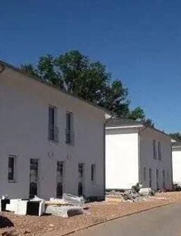 120m² Doppelhaushälfte mit Garten mieten - Mittweida