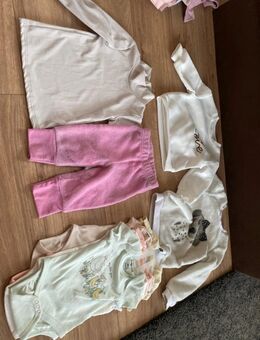 Mädchen Baby Sachen - Zittau