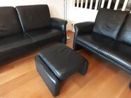 Couchgarnitur Sofas 2er-groß / 2er-klein und Hocker Leder schwarz - Mülheim (Ruhr)