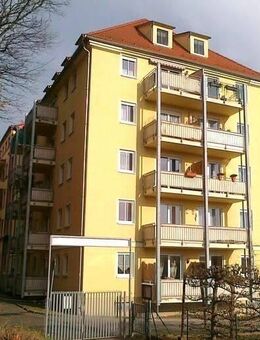 Eigentumswohnung mit Balkon, Garage, Fahrstuhl ruhig gelegen - Görlitz