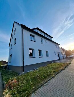 Modernisiertes 3-Familienhaus ohne Provision mit großem Garten - Bitz