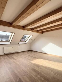 Wohnkomfort unter dem Dach - Dachgeschosswohnung mit Tageslichtbad - Chemnitz