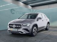 Mercedes GLA 180, Progressive ückfahrkamera, Jahr 2023 - München